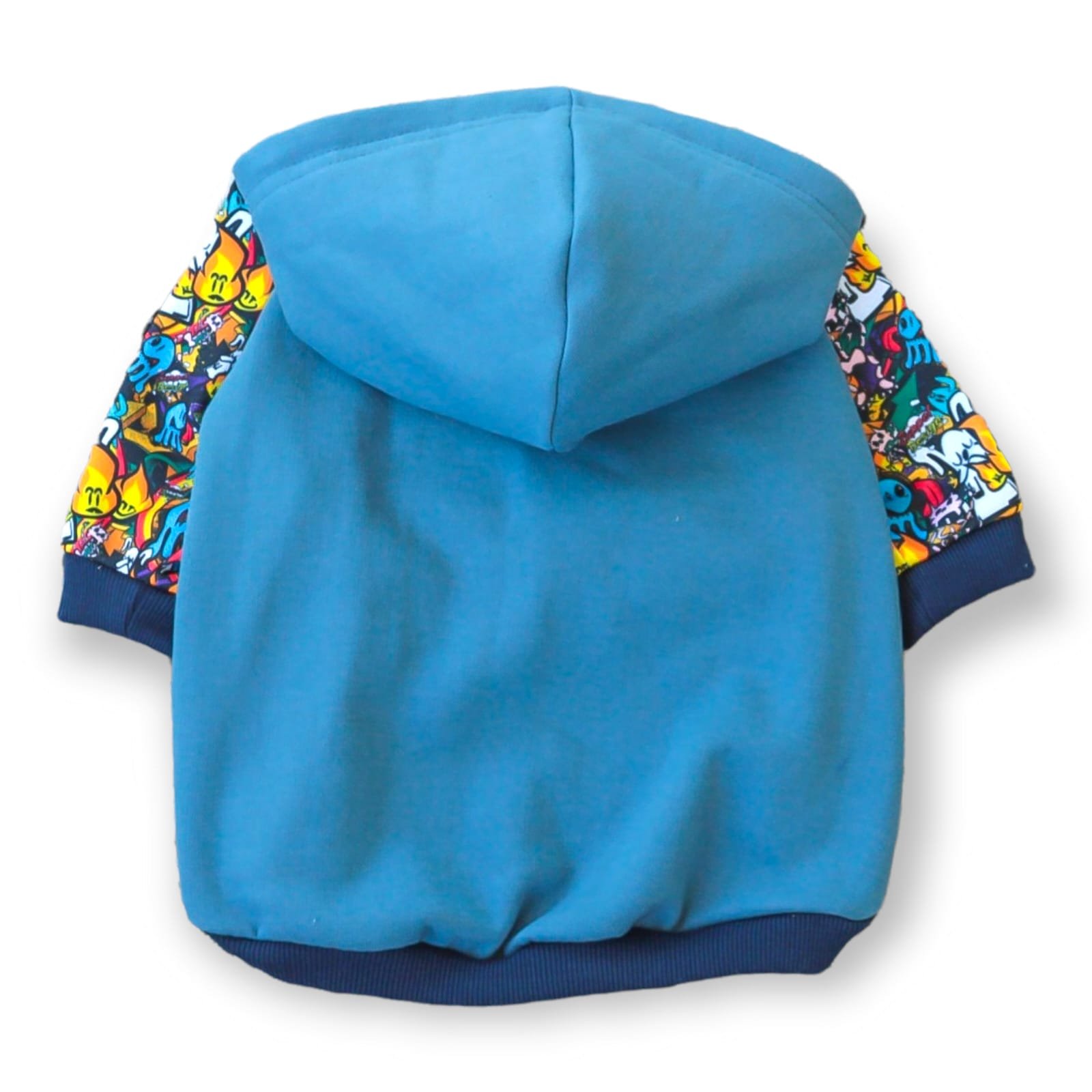 Zuppet Design Hoodie for pets, featuring vibrant tropical patterns with colorful flowers and leaves on a soft pink background. Made with allergy-friendly cotton flannel, this stylish and comfortable hoodie is perfect for dogs and cats of all breeds, ideal for daily walks and cozy adventures.